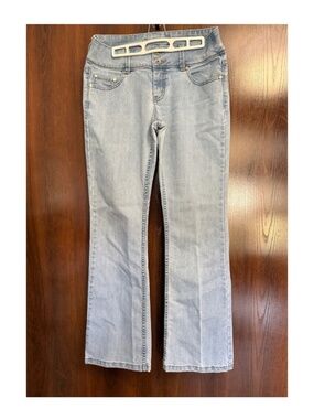 Tristan Bootcut Jeans Women Size 8 Light Wash Stretch Denim